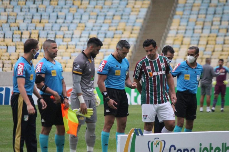 Capit&atilde;o do Crici&uacute;ma, o goleiro Gustavo destaca que ap&oacute;s elimina&ccedil;&atilde;o na Copa do Brasil, foco &eacute; na S&eacute;rie C – Foto: Celso da Luz/Crici&uacute;maEC/ND