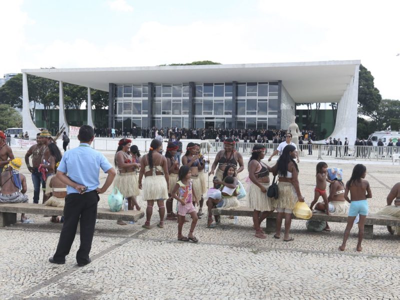 &Iacute;ndios protestam em frente ao Supremo Tribunal Federal – Foto: Wilson Dias/Ag&ecirc;ncia Brasil/ND