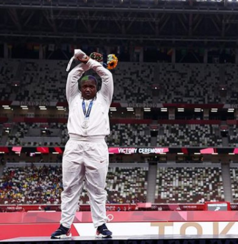 Atleta fez gesto em protesto contra a opress&atilde;o – Foto: Instagram/Divulga&ccedil;&atilde;o/ND