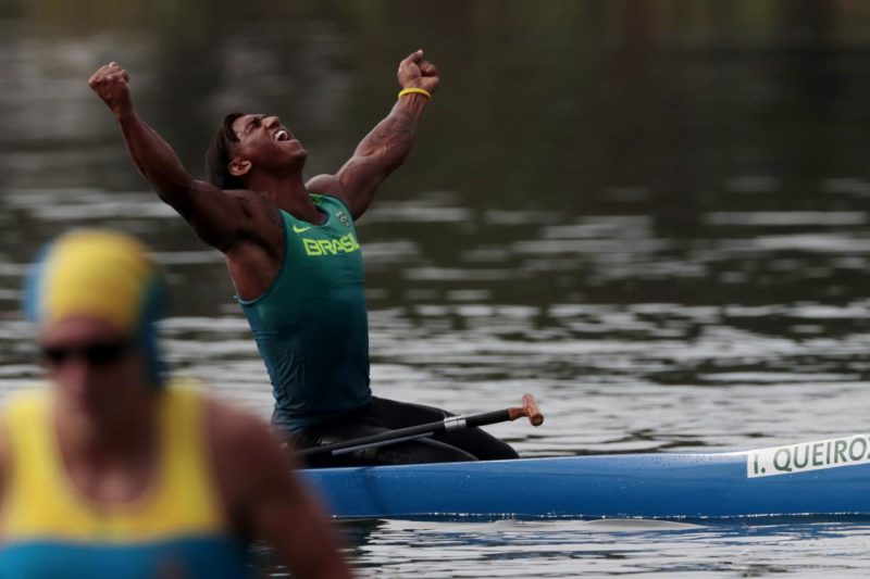 Isaquias saiu do Rio-2016 com tr&ecirc;s medalhas no peito, duas de prata e uma de bronze – Foto: COB/Divulga&ccedil;&atilde;o/ND