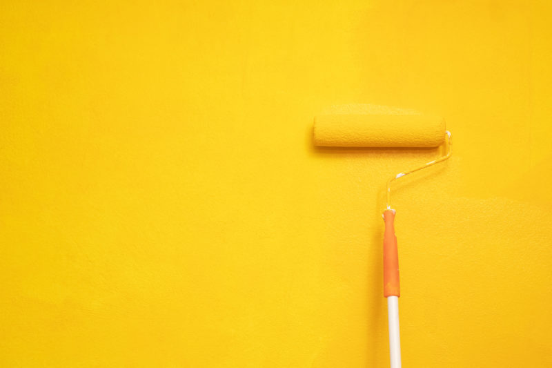 <span style="font-weight: 400;">É preciso ter cuidados ao pintar as paredes para que o trabalho fique bem feito </span>– Foto: Divulgação