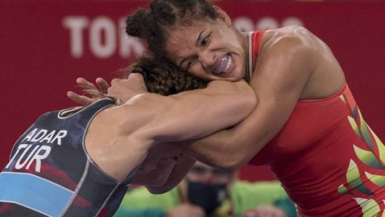 Equipe feminina do Brasil de tênis de mesa estreia no torneio por equipes  contra Hong Kong - Surto Olímpico