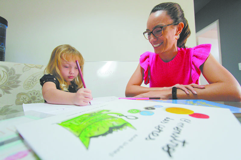 Fernanda Scussel Ferreira Lima, de 37 anos, atua como professora do 4º e 5º ano do ensino fundamental em uma escola privada em Florianópolis – Foto: Leo Munhoz/ND