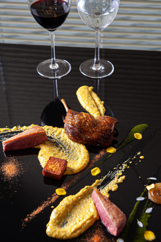 Mas o pato tamb&eacute;m brilha em receitas contempor&acirc;neas – Foto: Markito