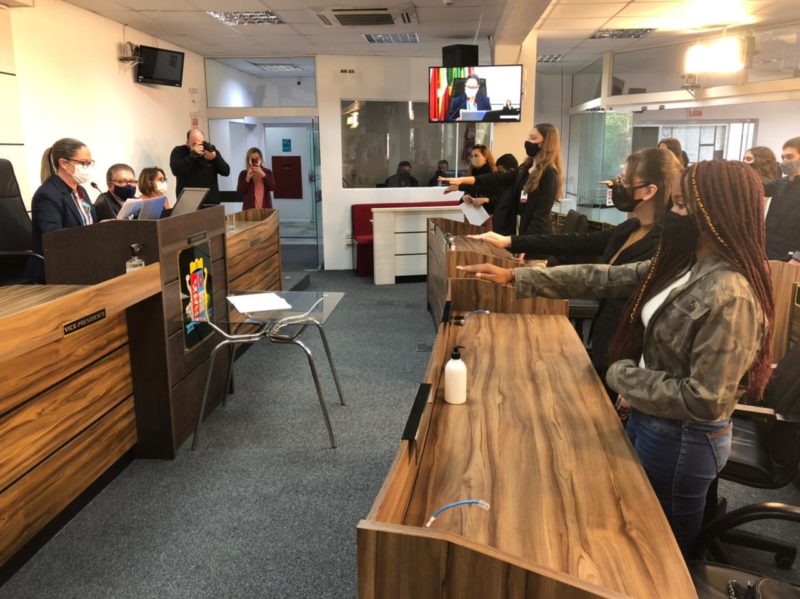 Grupo foi empossado na quinta-feira – Foto: Câmara de Vereadores de São José/Divulgação/ND