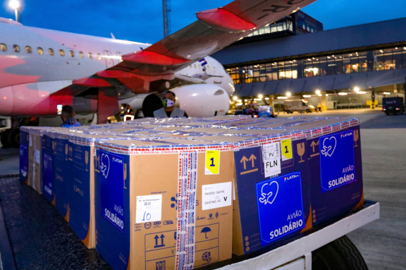 Estado mant&eacute;m compromisso de vacinar 100% da popula&ccedil;&atilde;o acima de 18 anos – Foto: Mauricio Vieira/Secom/ND