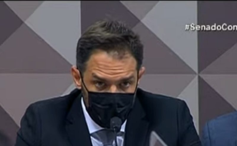 Emanuel Catori presta depoimento na CPI da Covid nesta ter&ccedil;a (24) – Foto: Reprodu&ccedil;&atilde;o/ Youtube