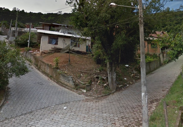 V&iacute;timas caminhavam pelo bairro Velha Central, quando foram abordados pelos suspeitos – Foto: Reprodu&ccedil;&atilde;o/Google Maps/ND