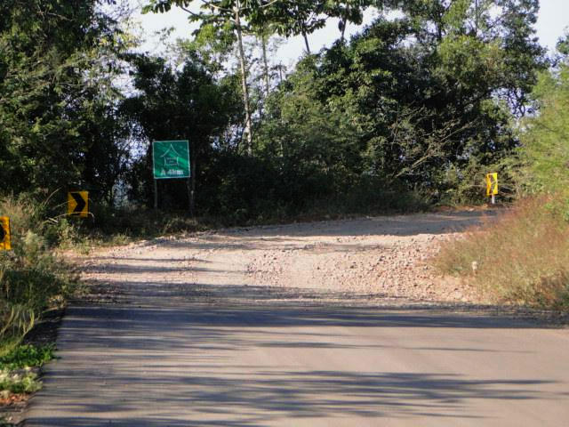 Pavimentação da SC-290 chegou a ser iniciada em 2014, mas foi suspensa devido a falta de licença ambiental por isso alguns trechos foram pavimentados em Praia Grande – Foto: Arquivo/Secom/ND