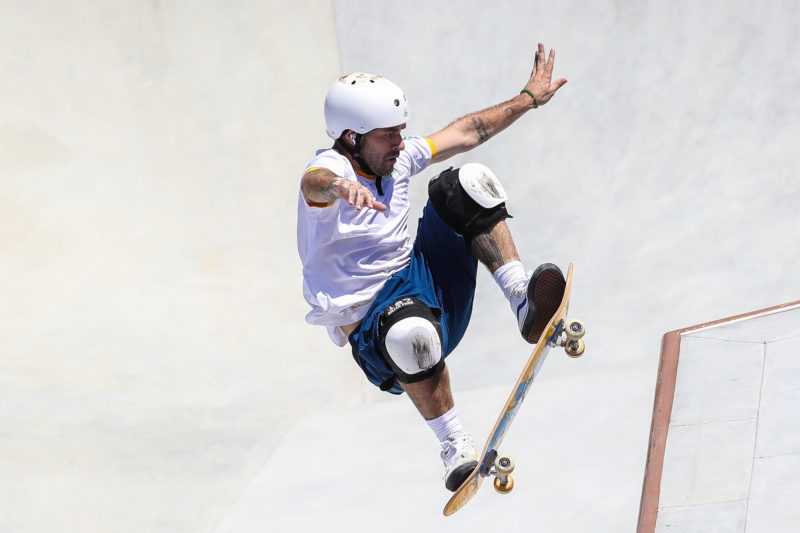 Pedro Barros ficou com a segunda melhor nota e levou a prata para o Brasil; mais uma medalha no skate – Foto: Gaspar N&oacute;brega/COB/ND
