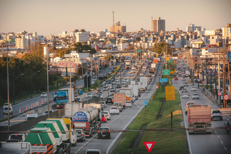 Congestionamentos são cada vez mais comuns na BR-101 – Foto: José Somensi Fotografia/ND