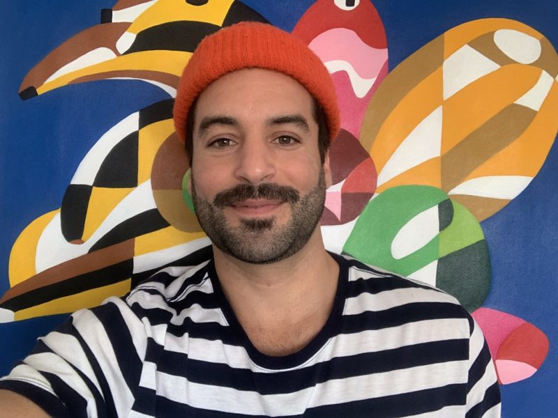 Artista plástico Thiago Thipan, niteroiense radicado em Florianópolis desde 2015 – Foto: Divulgação/ND
