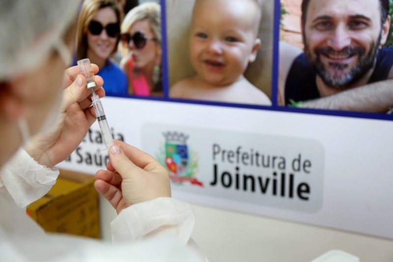 Vacinação contra a Covid-19 e a gripe continua em Joinville &#8211; Foto: Divulgação/ND