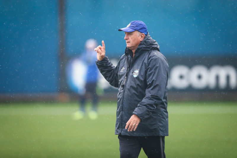 Técnico Luiz Felipe terá time completo para buscar a vitória - Foto: Lucas Uebel/Gremio FBPA