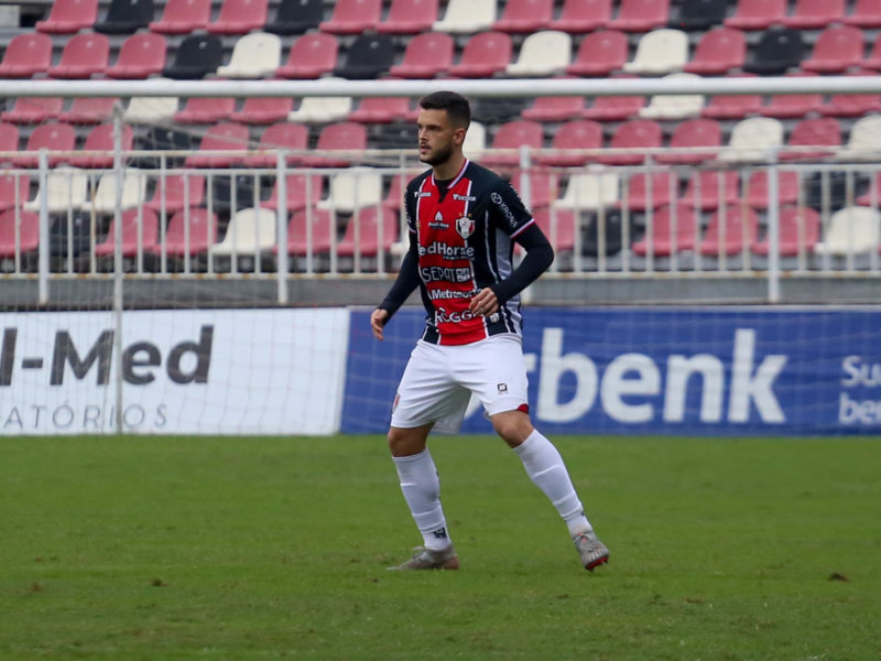 Leo Griggio &eacute; jogador do Bangu, est&aacute; emprestado ao JEC e pode atuar contra o time carioca – Foto: Vitor Forcellini/JEC/Divulga&ccedil;&atilde;o/ND