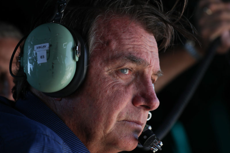 Bolsonaro alerta para desabastecimento se ato de caminhoneiros n&atilde;o acabar domingo – Foto: Marcos Correa/PR/ND