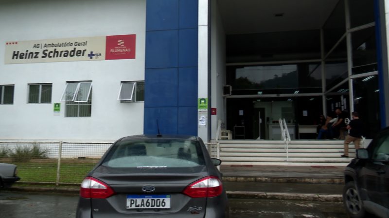 No AG do Centro todos os pacientes entram pela mesma porta e s&oacute; v&atilde;o para ambientes separados depois de passar pela recep&ccedil;&atilde;o – Foto: Alexandre de Oliveira/NDTV