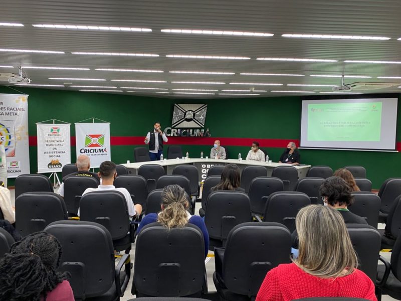 Tema delicado nas abordagens que promovem a assistência social, o respeito racial é trabalhado por técnicos do município de Criciúma. – Foto: Divulgação