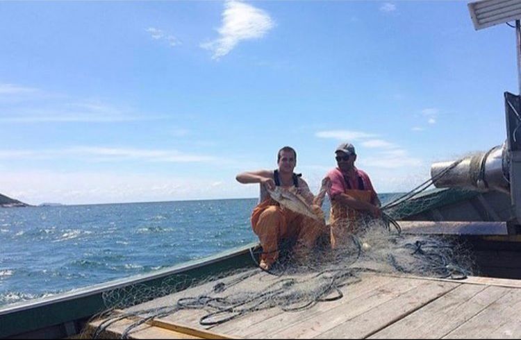 Mateus criou a Vakinha para ajudar o pai na recupera&ccedil;&atilde;o dos materiais de pesca – Foto: Arquivo Pessoal/ ND