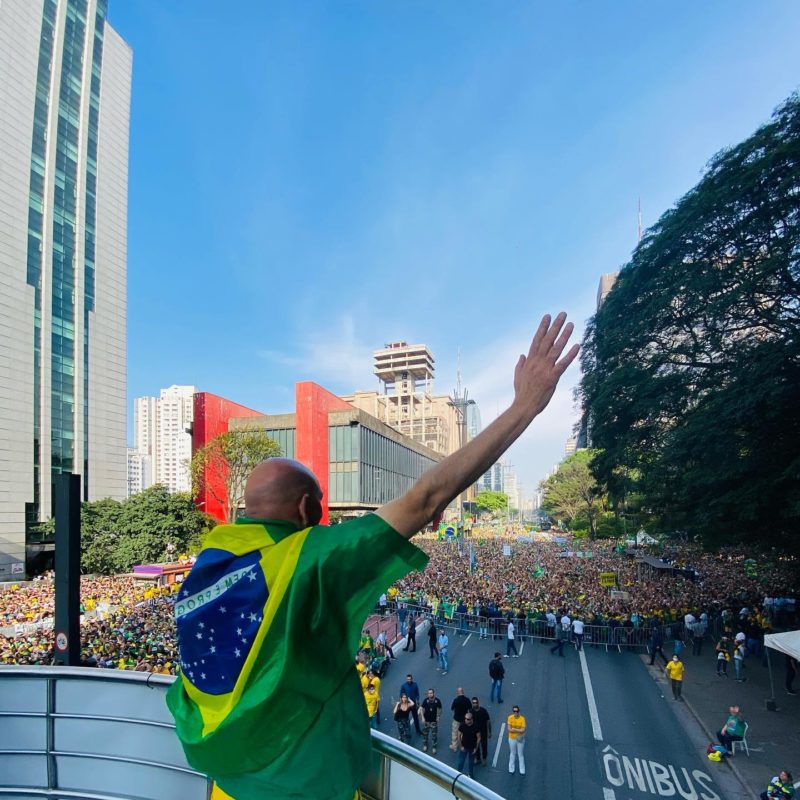 Luciano Hang marcou presença em manifestação na 7 de Setembro