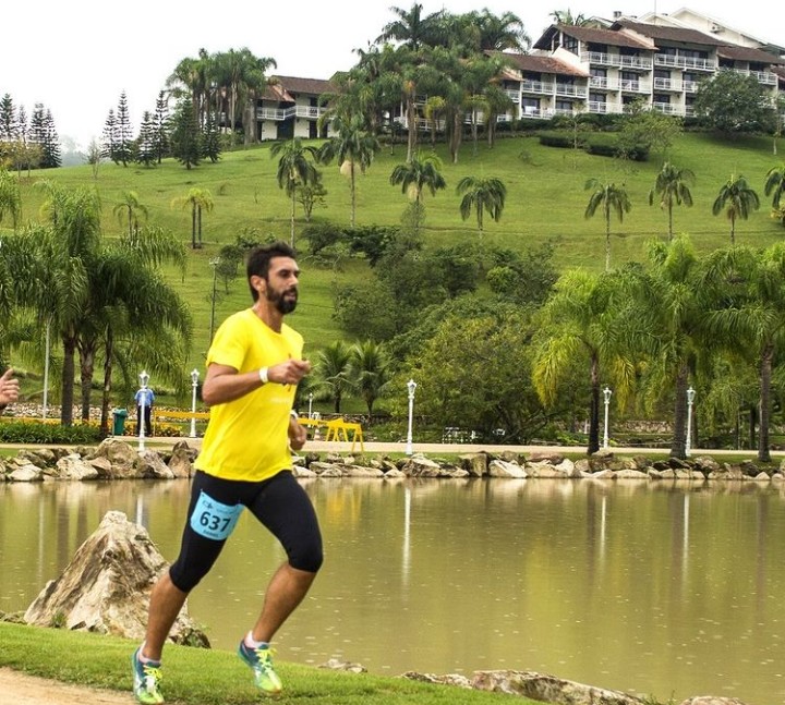 O atleta Daniel de Oliveira, 39 anos, mora em Blumenau h&aacute; 34 anos- Foto: divulga&ccedil;&atilde;o/internet