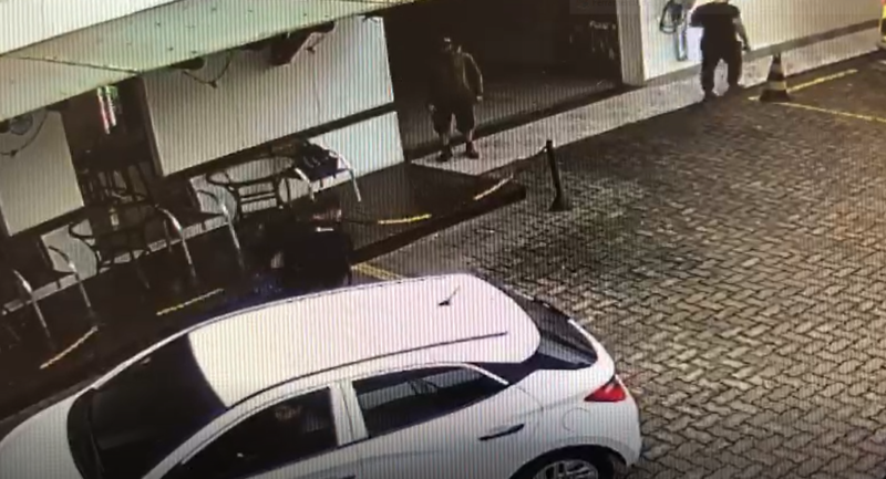 Jovem estava indo para o hospital quando a bolsa estourou – Foto: divulga&ccedil;&atilde;o posto