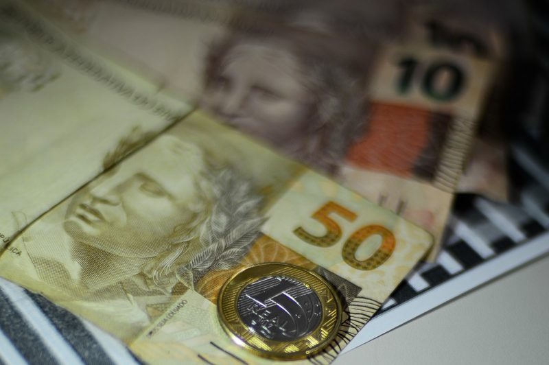 Economia, Moeda Real,Dinheiro, Calculadora – Foto: Fotográfo/Agência Brasil/ND