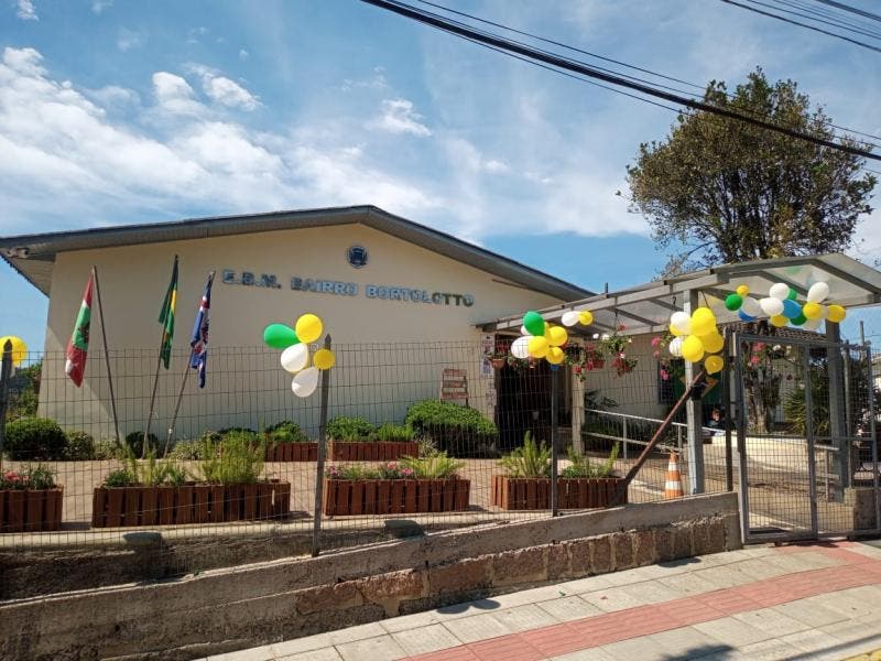 Rotina da Escola Municipal Bairro Bortolotto em Nova Veneza mudou após vídeo sobre a rifa ‘A Fazendinha’ viralizar na internet – Foto: Divulgação/Escola Municipal Bairro Bortolotto