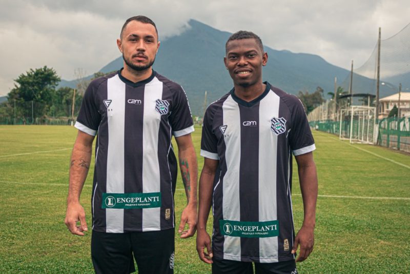 Lateral Lucas Veber (esquerda) – Foto: Patrick Floriani/Figueirense/ND