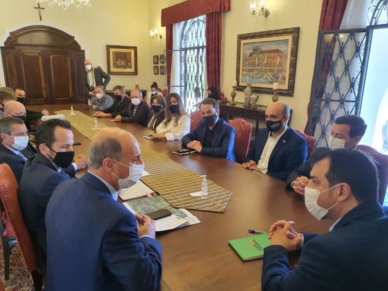 Governador assumiu compromisso em reuni&atilde;o nesta quarta-feira em Florian&oacute;polis – Foto: Divulga&ccedil;&atilde;o