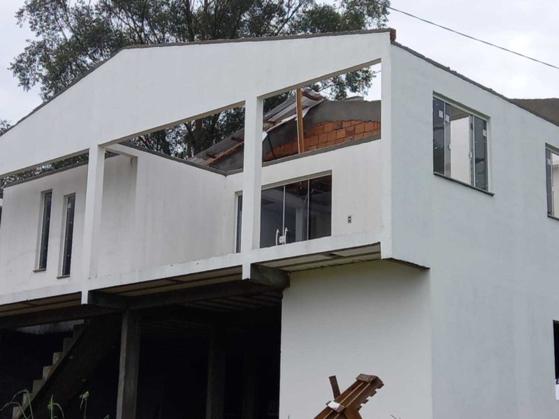 Scheuer ressalta que o fenômeno foi pequeno e isolado, uma vez que não chegou a atingir outras residências. – Foto: Piter Scheuer/ND