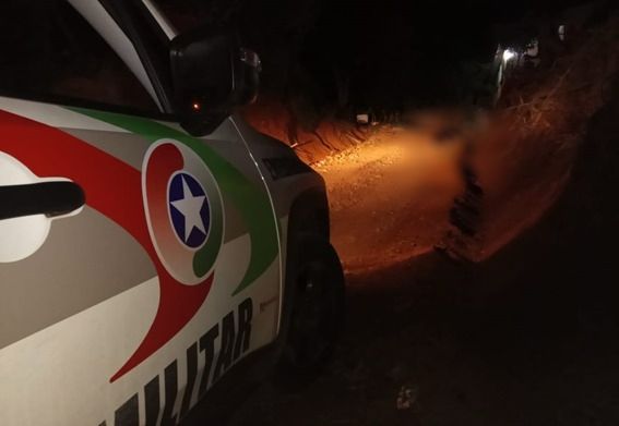 Homem de 28 anos foi morto a golpes de faca – Foto: Pol&iacute;cia Militar/ND