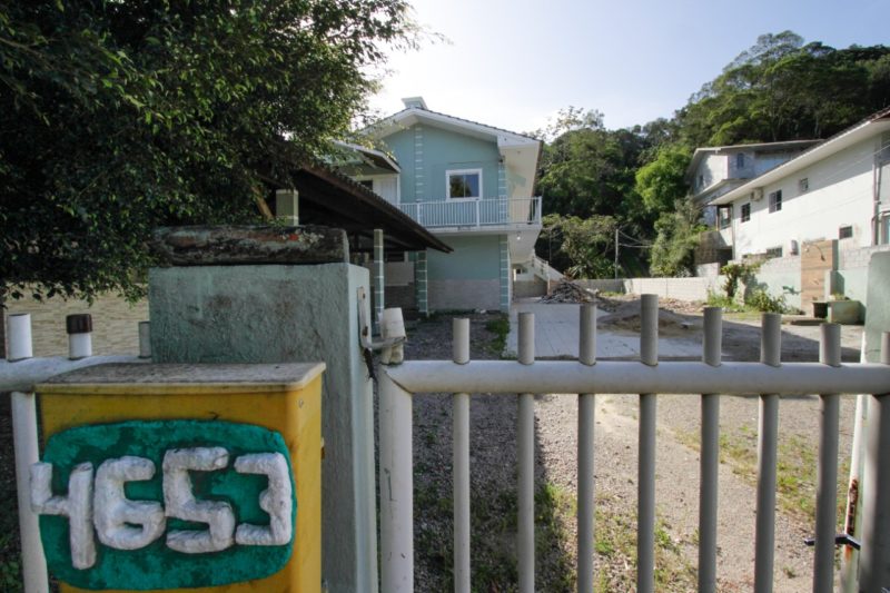 Imóvel que explodiu e teve vítima fatal em Jurerê, Florianópolis