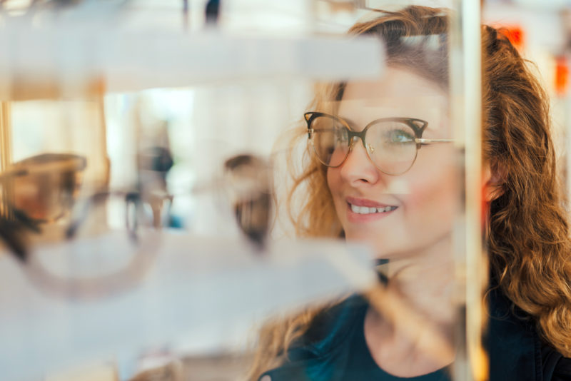 A visita regular ao m&eacute;dico oftalmologista &eacute; fundamental para garantir a sa&uacute;de visual – Foto: Divulga&ccedil;&atilde;o