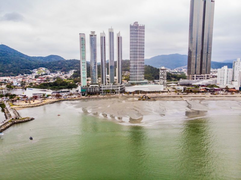 Barra Sul volta a ter praia com a obra de alargamento de Balneário Camboriú – Foto: Secom BC/Divulgação