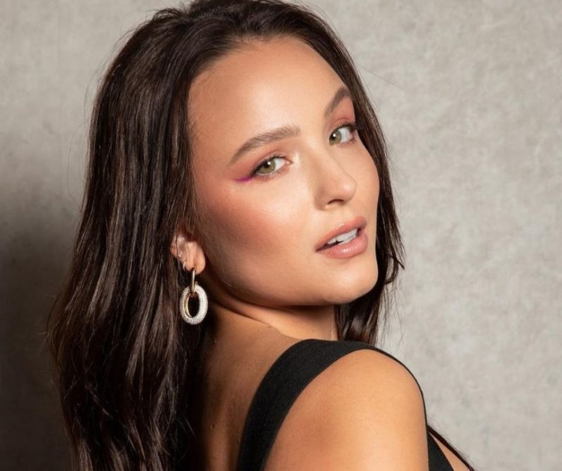 Larissa Manoela revela estar enfrentando trauma seis anos após acidente – Foto: Ricardo Augusto/Reprodução/Internet