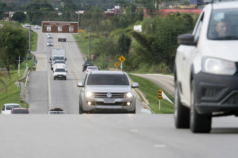 Trecho da BR-282, que liga a Grande Florian&oacute;polis &agrave; Serra de Santa Catarina – Foto: Leo Munhoz/ND