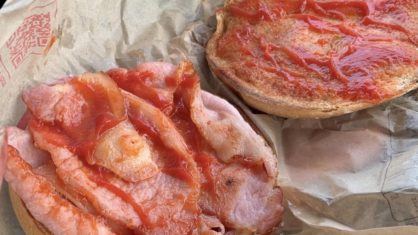 Brit&acirc;nico encontrou mamilo no meio do lanche – Foto: Reprodu&ccedil;&atilde;o/Instagram