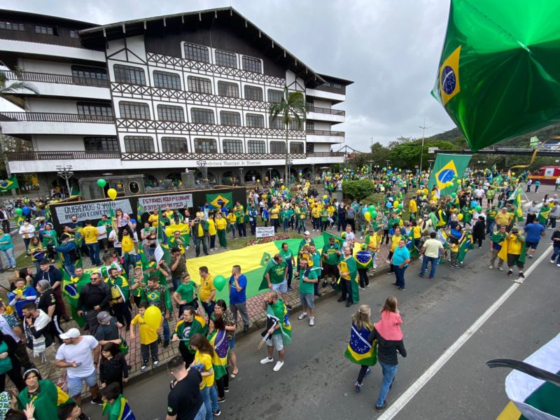 Feriado de 7 de setembro do ano passado teve ato de manifestantes em Blumenau – Foto: Moises Stuker/NDTV