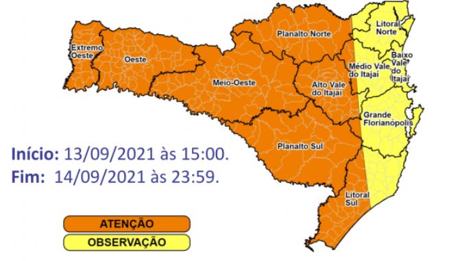 Maior parte das regiões de Santa Catarina estão em estado de atenção para tempestades até terça (14) – Foto: Reprodução/Defesa Civil