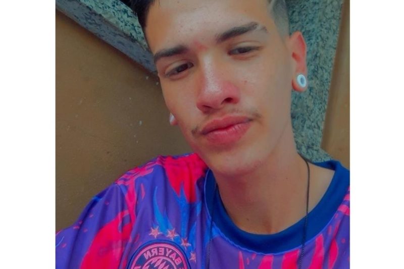 Corpo de Matheus foi encontrado na manh&atilde; de quinta-feira, na Praia Grande – Foto: Internet