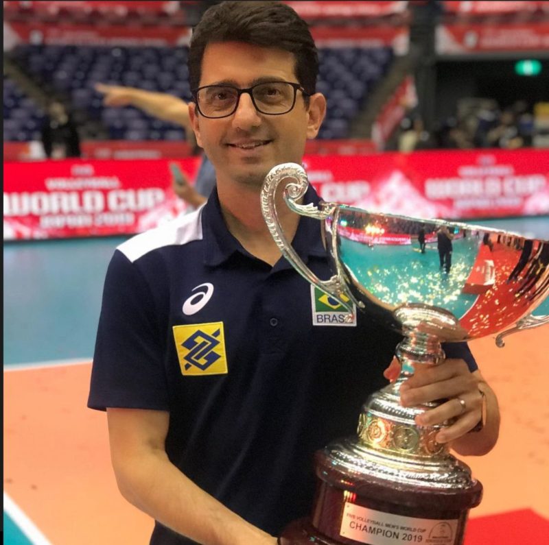 Natural do Sul de SC, Matheus Cardoso dos Santos &eacute; fisioterapeuta da sele&ccedil;&atilde;o Brasileira de v&ocirc;lei – Foto: Divulga&ccedil;&atilde;o