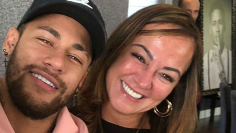 Mãe do astro foi processada por corretor imobiliário – Foto: Reprodução/Instagram