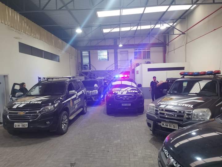 Pol&iacute;cia Civil de Gaspar cumpre nove mandados e prende tr&ecirc;s pessoas por tr&aacute;fico de drogas – Foto: Divulga&ccedil;&atilde;o/Pol&iacute;cia Civil