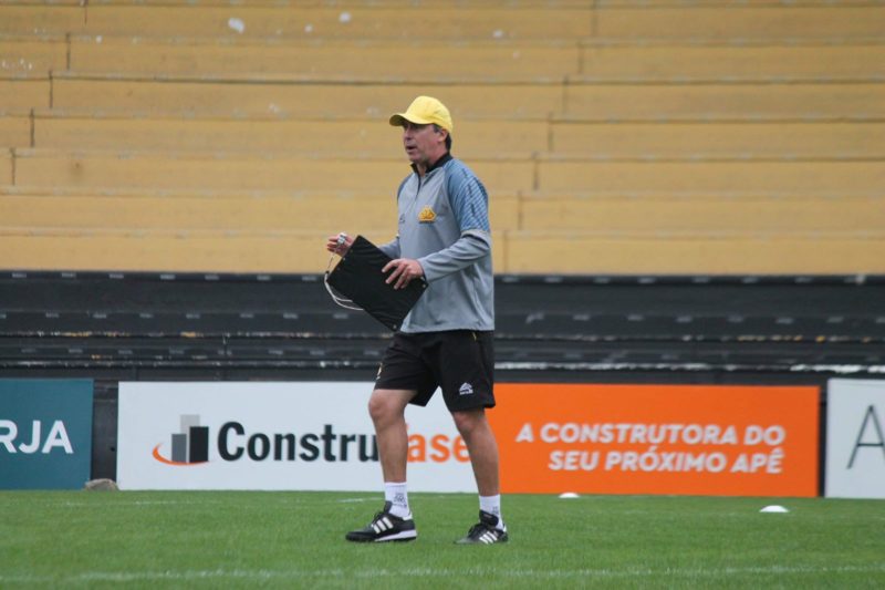 Paulo Baier, técnico do Criciúma: Tigre começa um novo compeonato, a partir de agora &#8211; Foto: Criciúma/Divulgação/ND