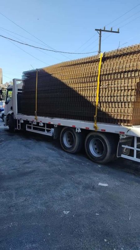 A carga &eacute; avaliada em mais de R$200 mil – Foto: Pol&iacute;cia Militar de Blumenau/divulga&ccedil;&atilde;o