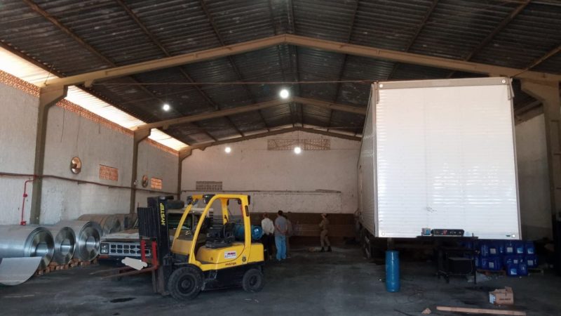 A carga &eacute; avaliada em mais de R$200 mil – Foto: Pol&iacute;cia Militar de Blumenau/divulga&ccedil;&atilde;o