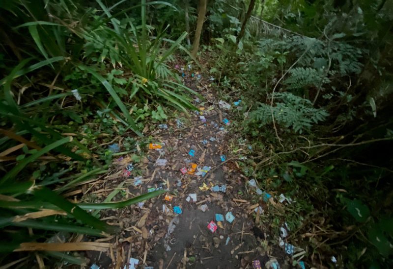 Imagens mostram pacotes de preservativos no local – Foto: Arquivo pessoal/ND
