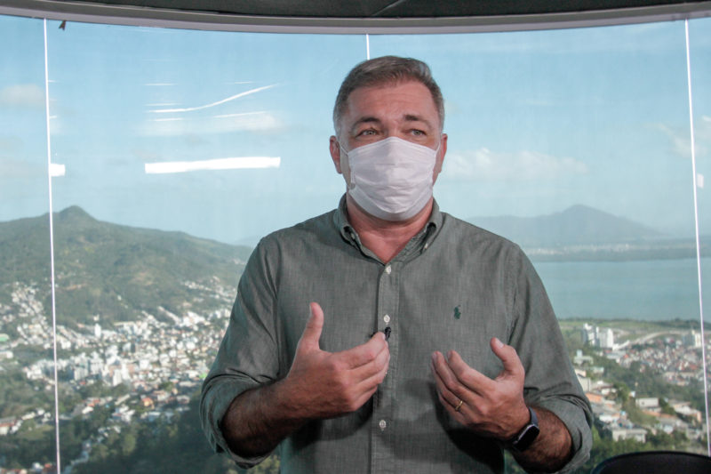 Para o prefeito, trata-se uma greve pol&iacute;tico-partid&aacute;ria e n&atilde;o h&aacute; justificativa – Foto: Leo Munhoz/ND