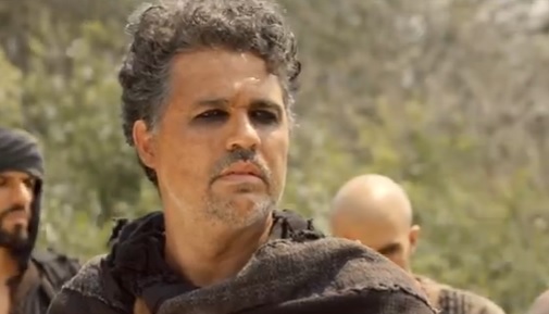 Jos&eacute; e Abumani se enfrentam – Foto: R7 / Reprodu&ccedil;&atilde;o